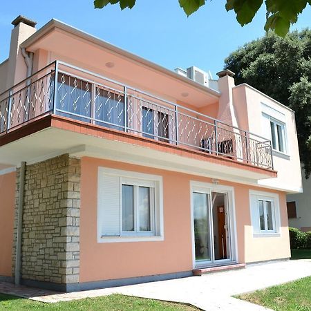 אומאג Apartments Lungomare מראה חיצוני תמונה