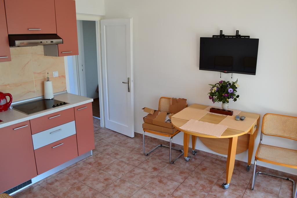 אומאג Apartments Lungomare חדר תמונה